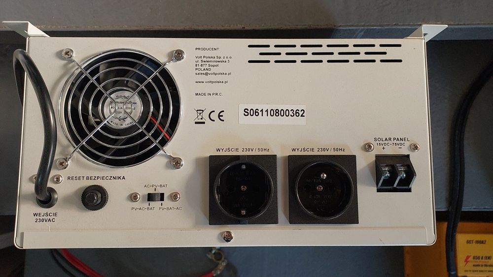 Інвертор гібридний  Volt Polska 1500