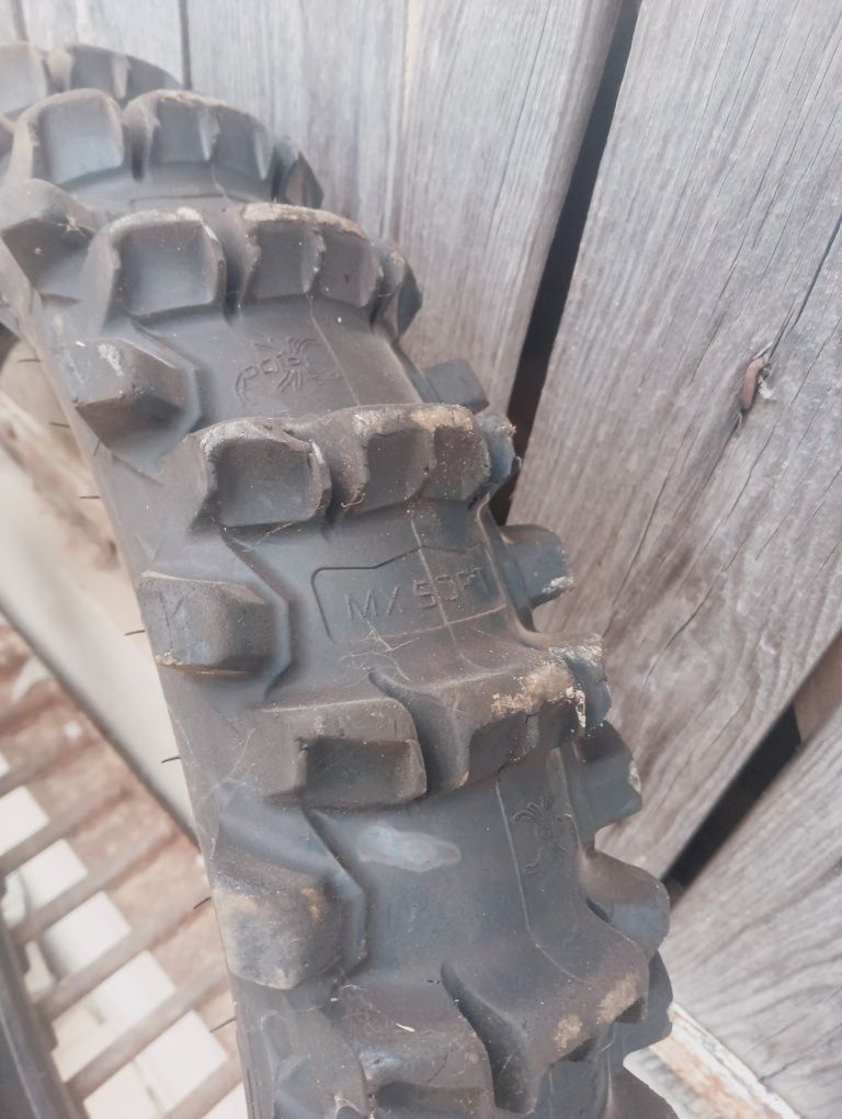 Продам резину на мот r19,r21 Pirelli,Dunlop