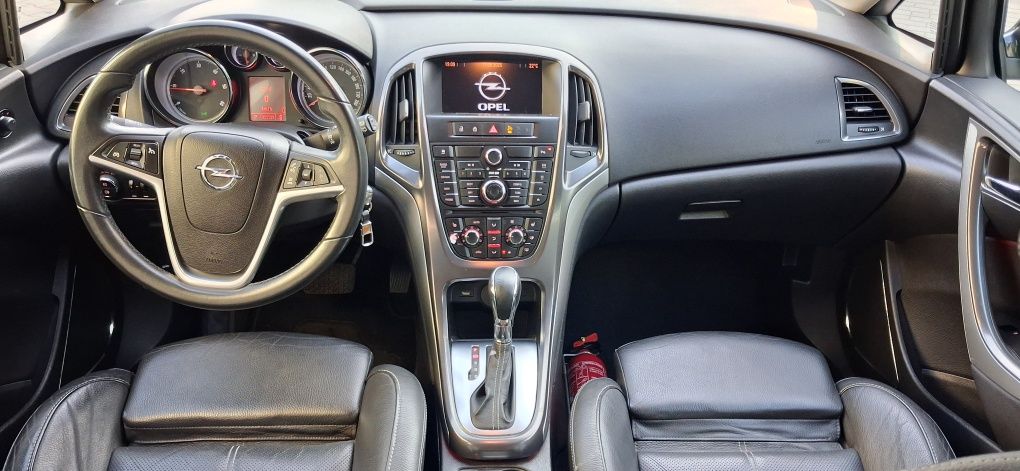 Astra J Sports Tourer 2.0cdti automat skóry navi