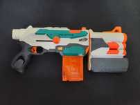 Нерф бластер тристрайк Nerf tri-strike moodulus зброя