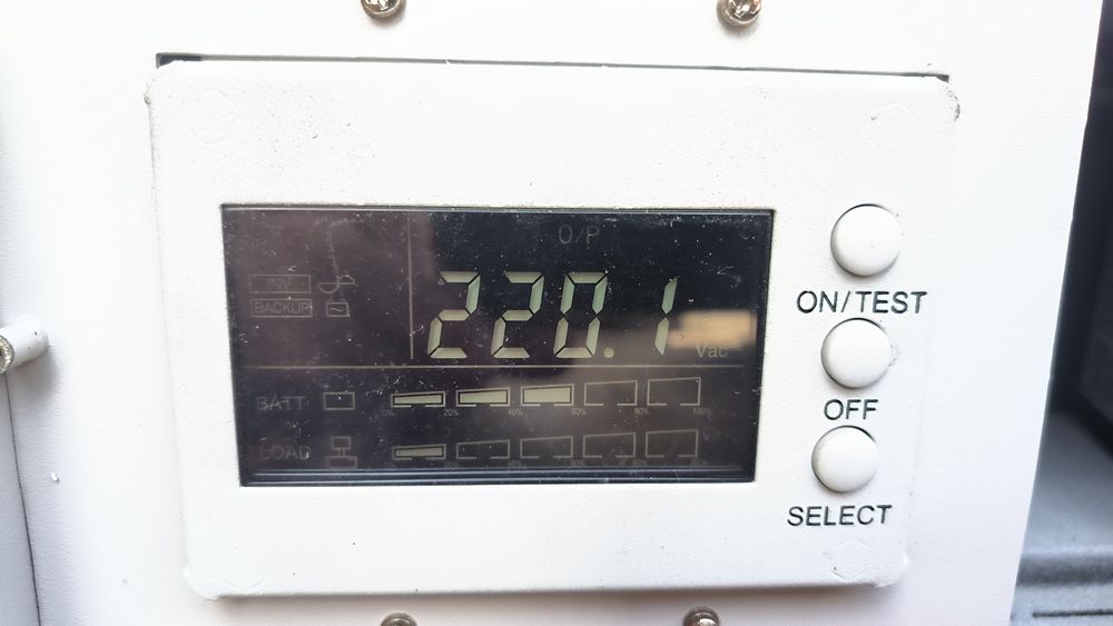 Бесперебійник ДБЖ Powercom SMK-3000AL RM