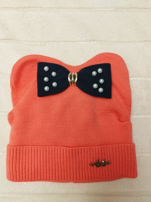 Зимова шапка на дівчинку