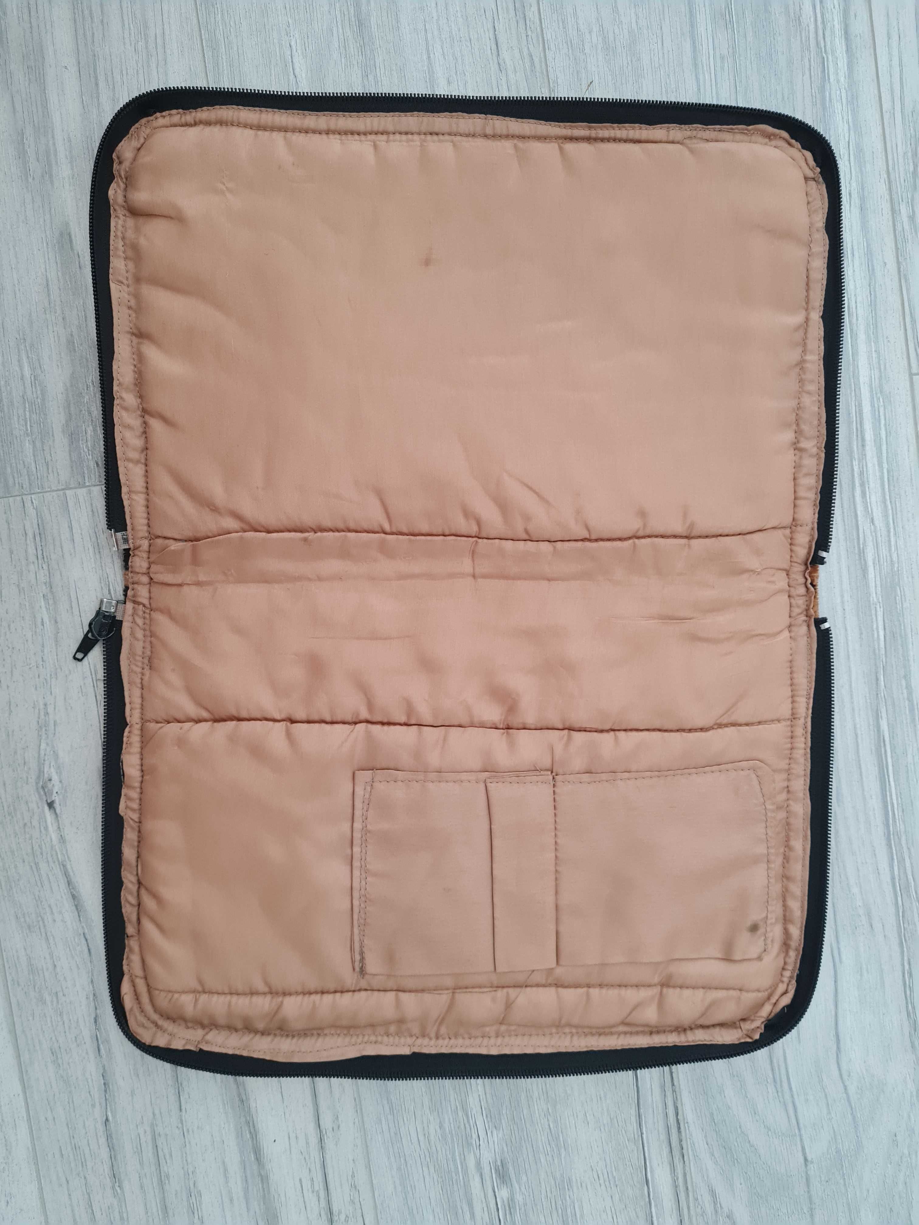 Etui do laptopa do 14"