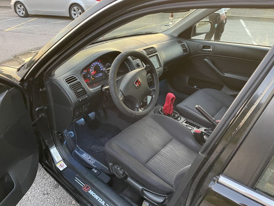 Honda Civic VII sedan