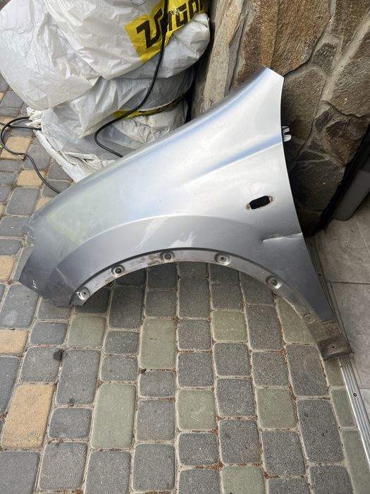 2 крила за ціною 1 , крило Nissan Qashqai j10