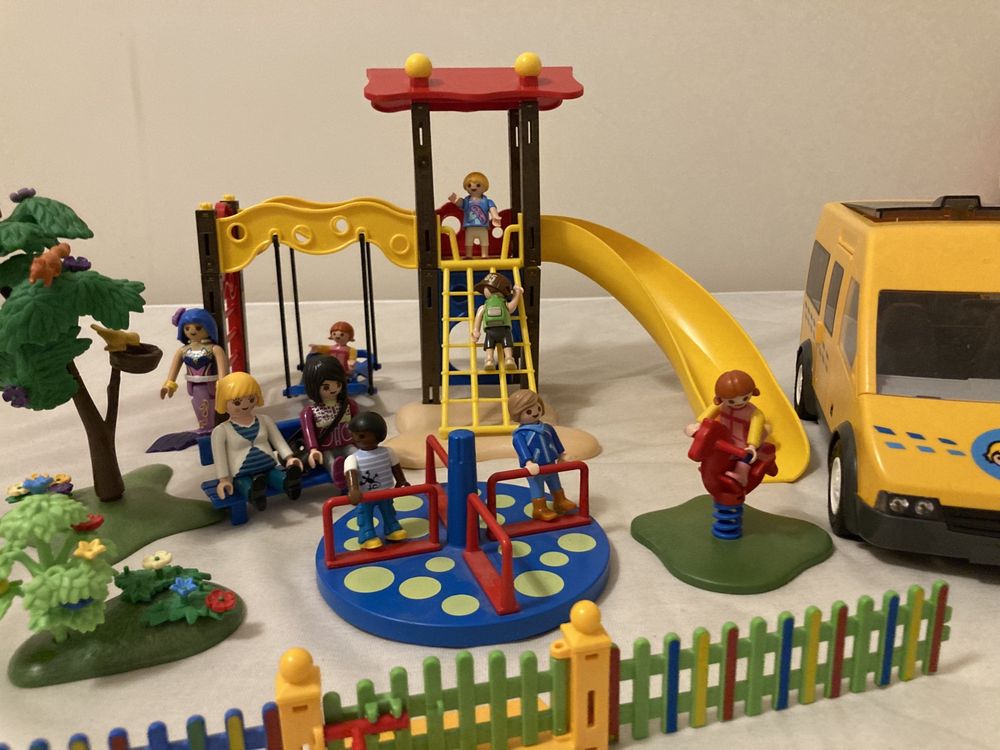 Plac zabaw i samochód Playmobile super zestaw