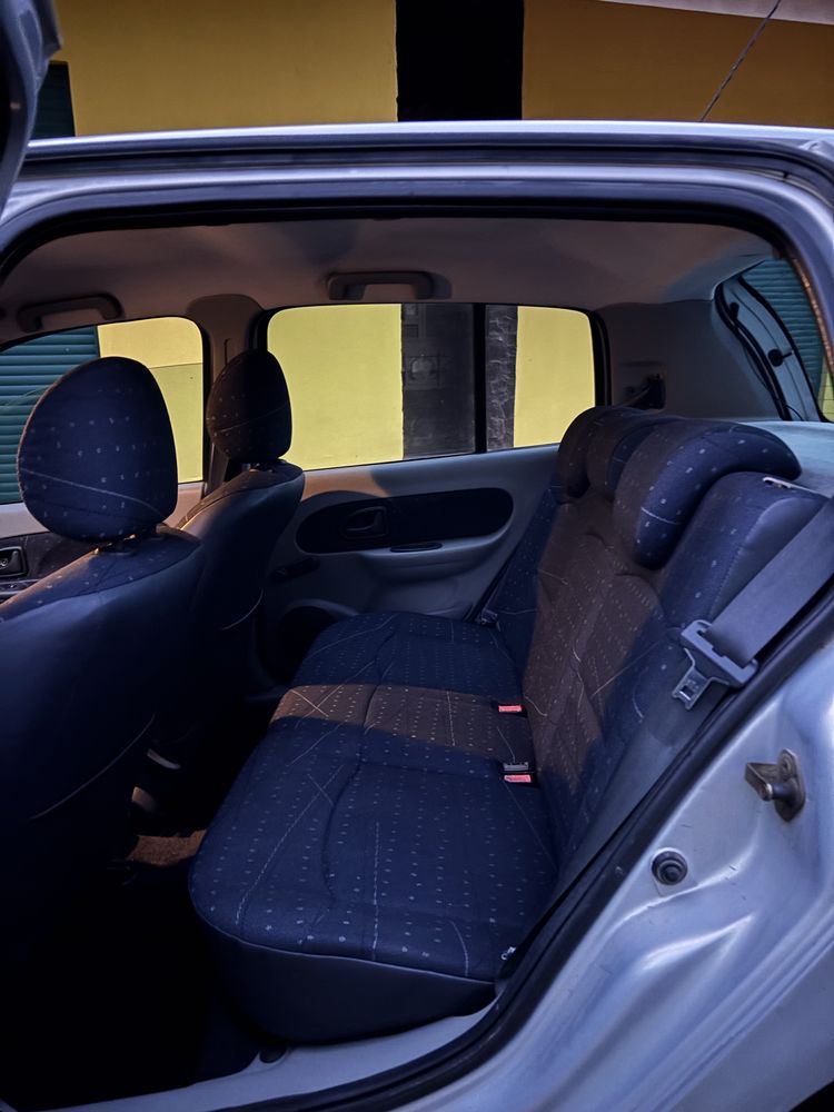 Renault Clio 1.2i 5 lugares