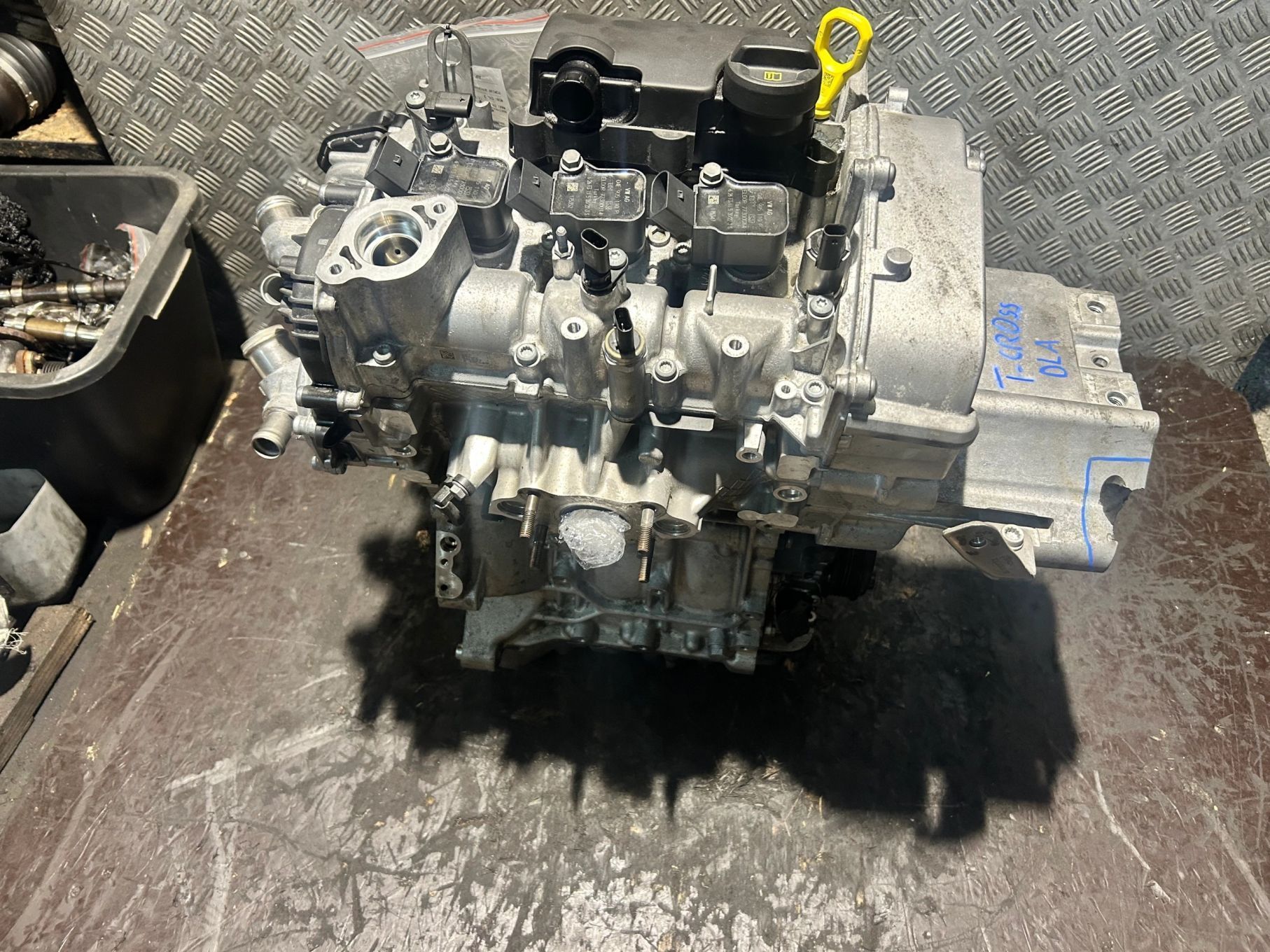 VW T-Cross silnik motor DLA 1.0TSI