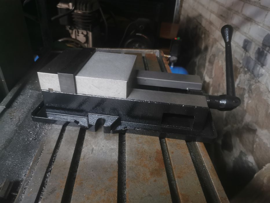 Imadlo maszynowe 160mm precyzyjne  do wiertarki frezarki