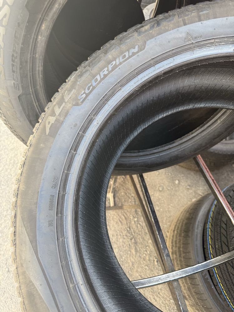 Шины БУ 235 55 R 19 Pirelli Scorpion all season SF2 комплект всесезон