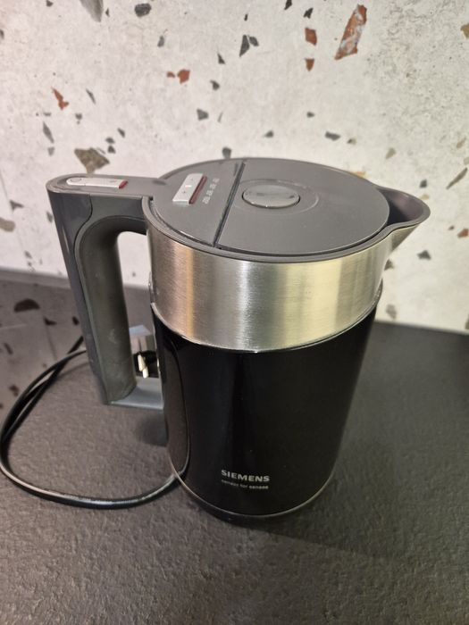 Czajnik elektryczny Simens/Bosch TW86103 z regulacją temperatury