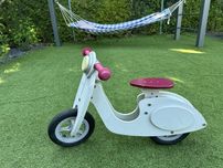 Janod - Dziecięcy rowerek biegowy VESPA