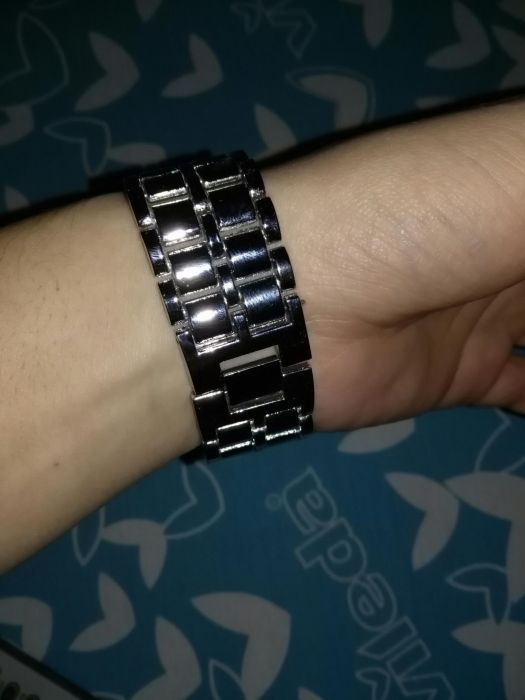 Zegarek LED meski nowy