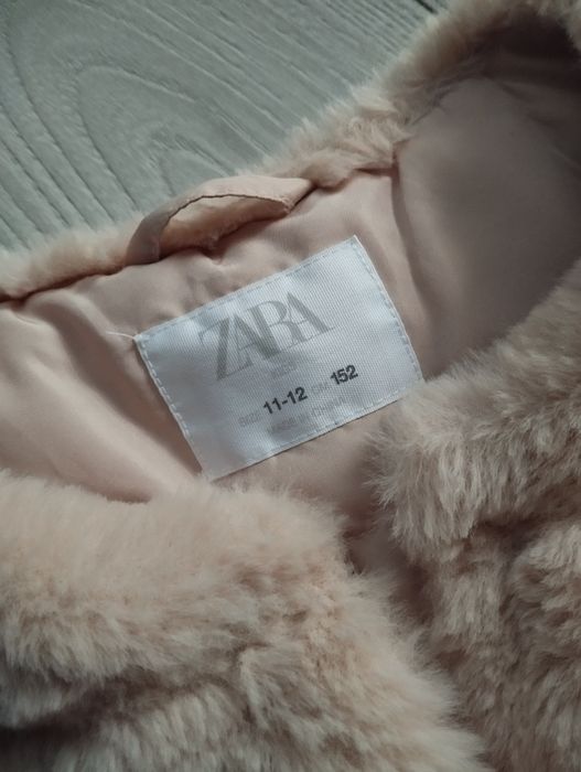 Futrzana kamizelka dla dziewczynki