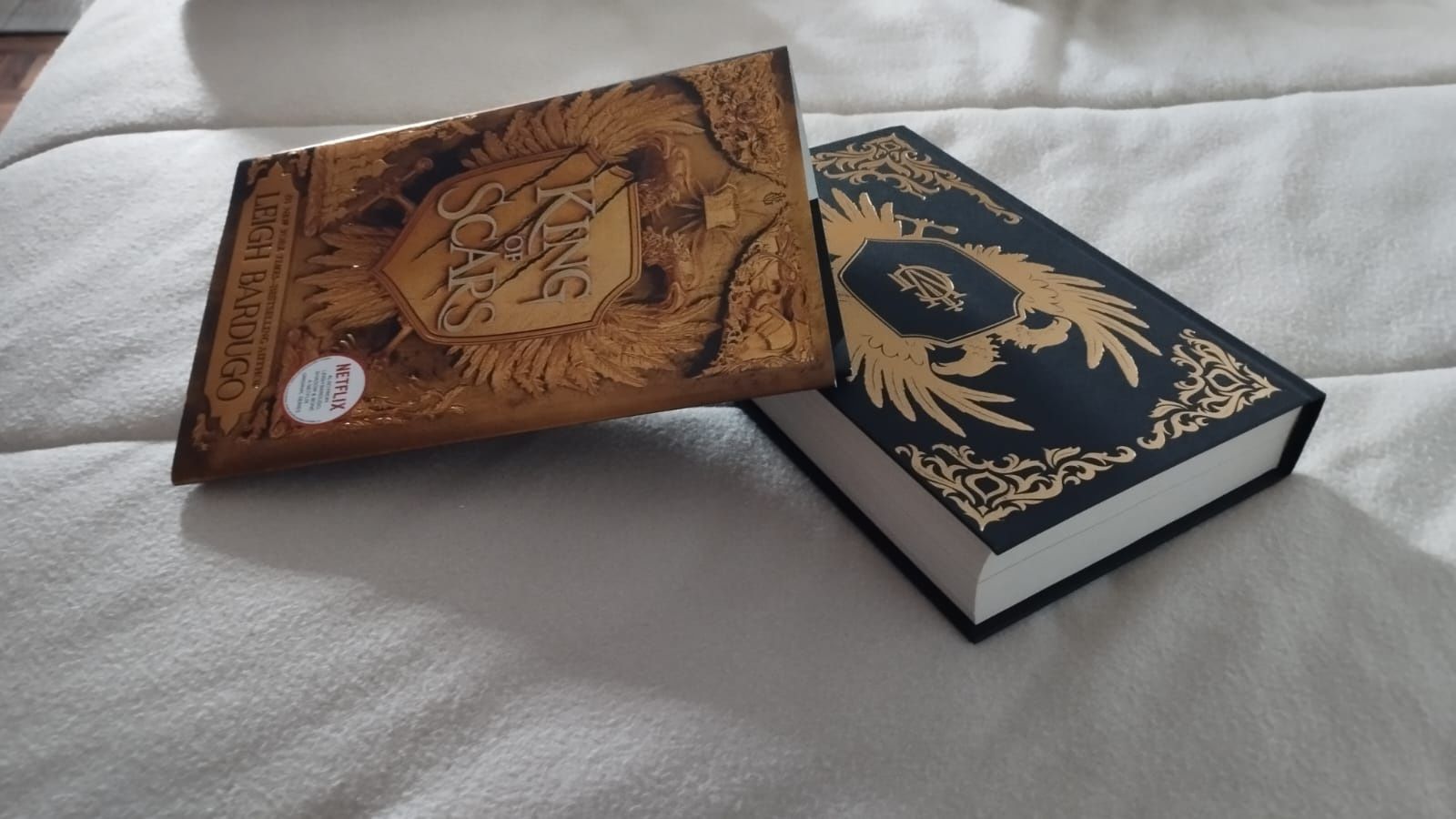 "king of scars" de Leigh Bardugo em capa dura