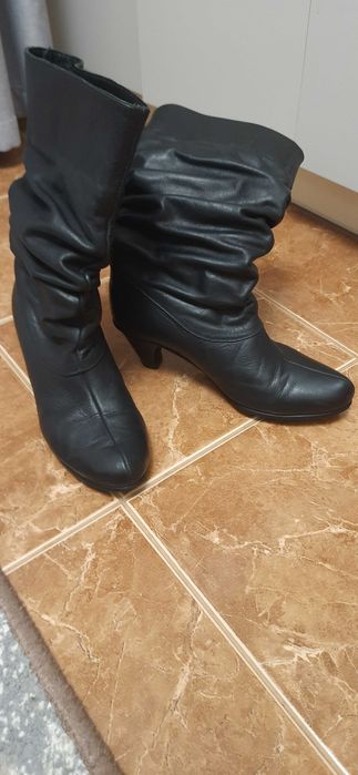 Зимові жіночі сапожки