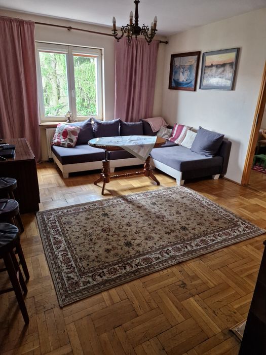 Wynajmę piętro domu super lokalizacja