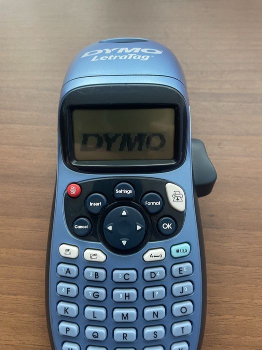 ручний принтер етикеток DYMO LetraTag LT-100H Razor