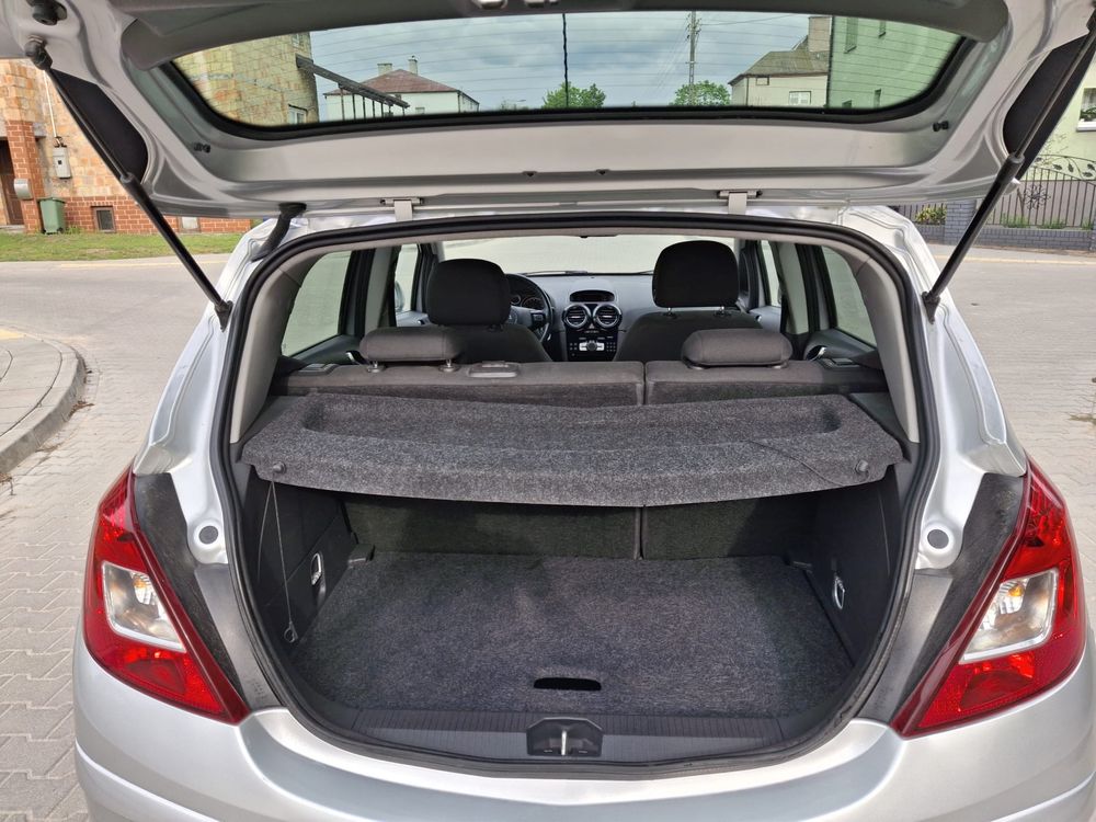 Opel Corsa D, 1.4 benzyna , manual