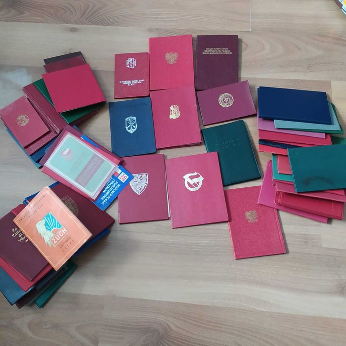 Dokumenty, Legitymacje Nadaniowe, Związkowe Itp. 68 Sztuk