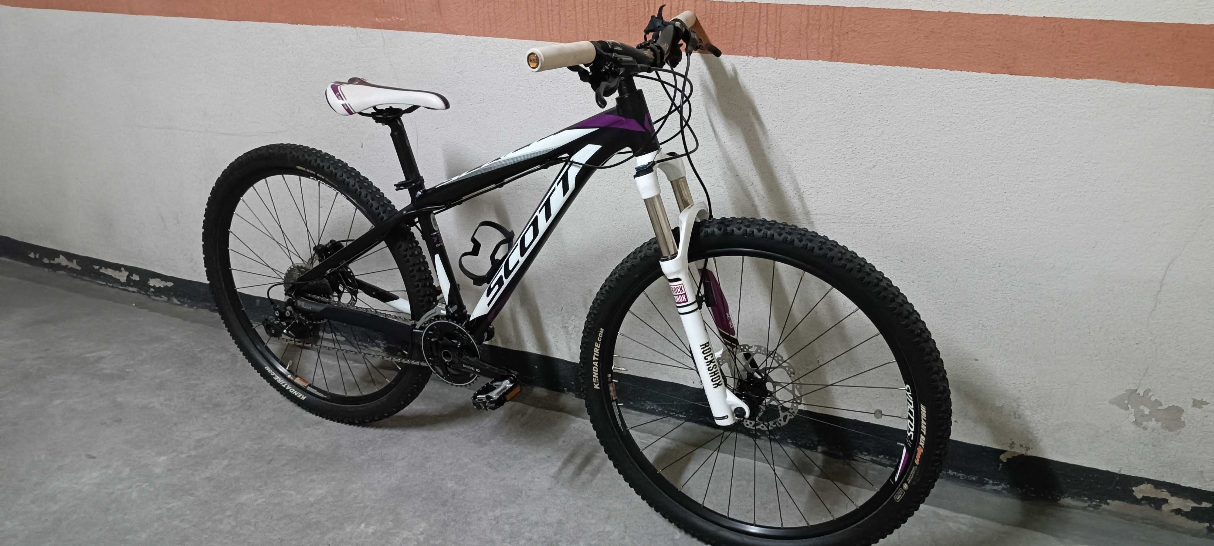 Bicicleta SCOTT SCALE 27,5 Tam. S, quase nova