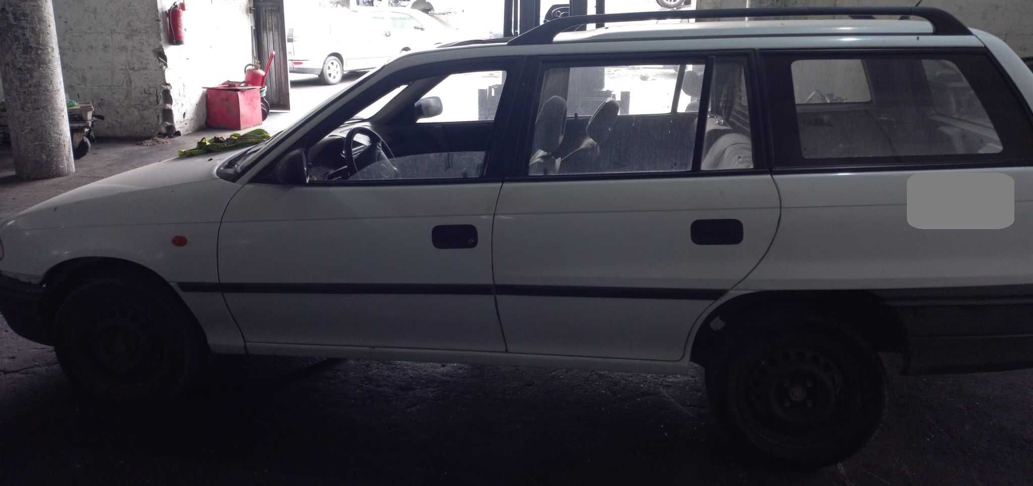 Opel Astra para peças
