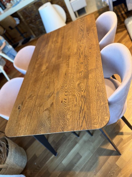Stół dębowy do jadalni