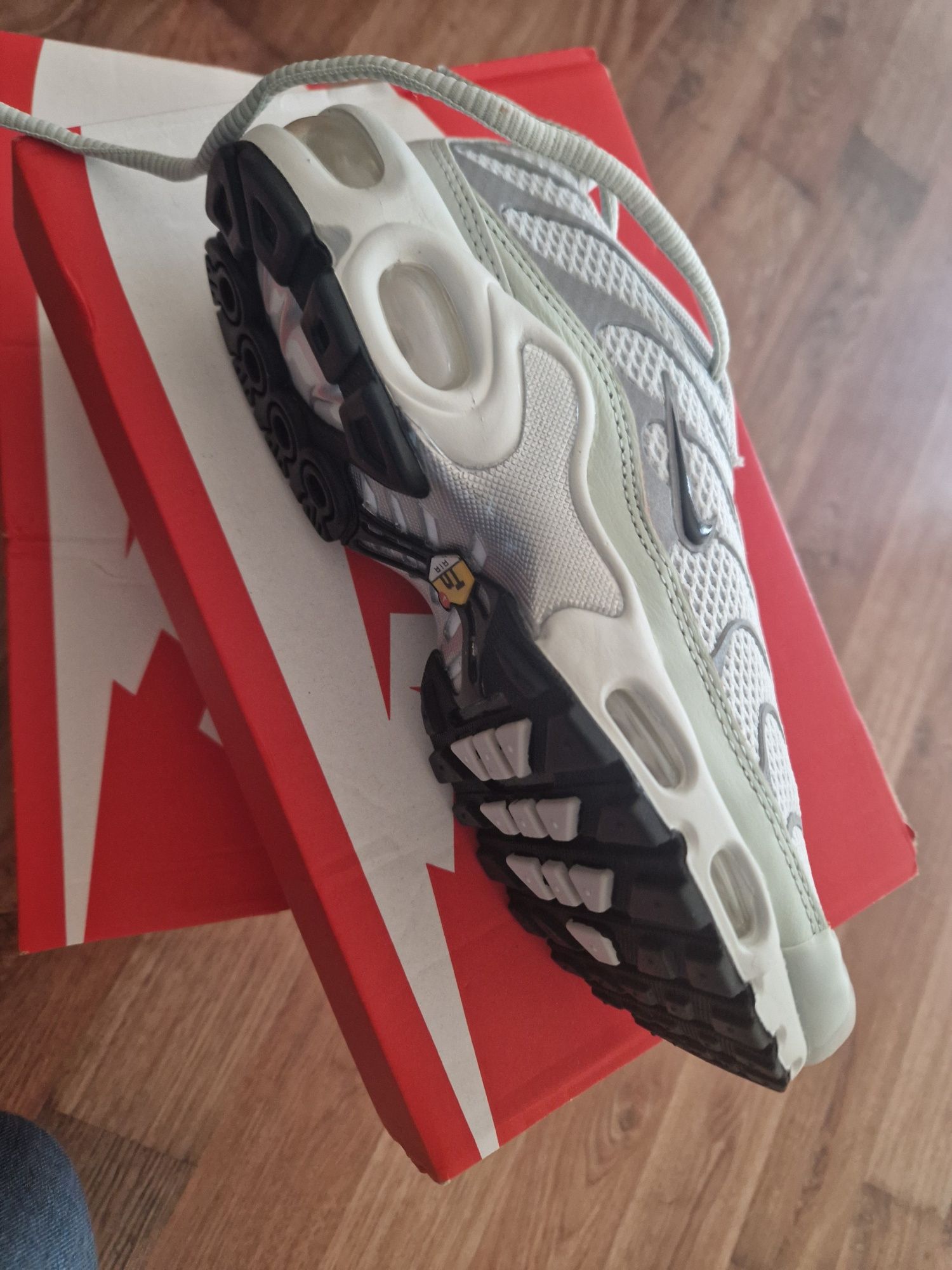 Жіночі кросівки Nike Air 8480