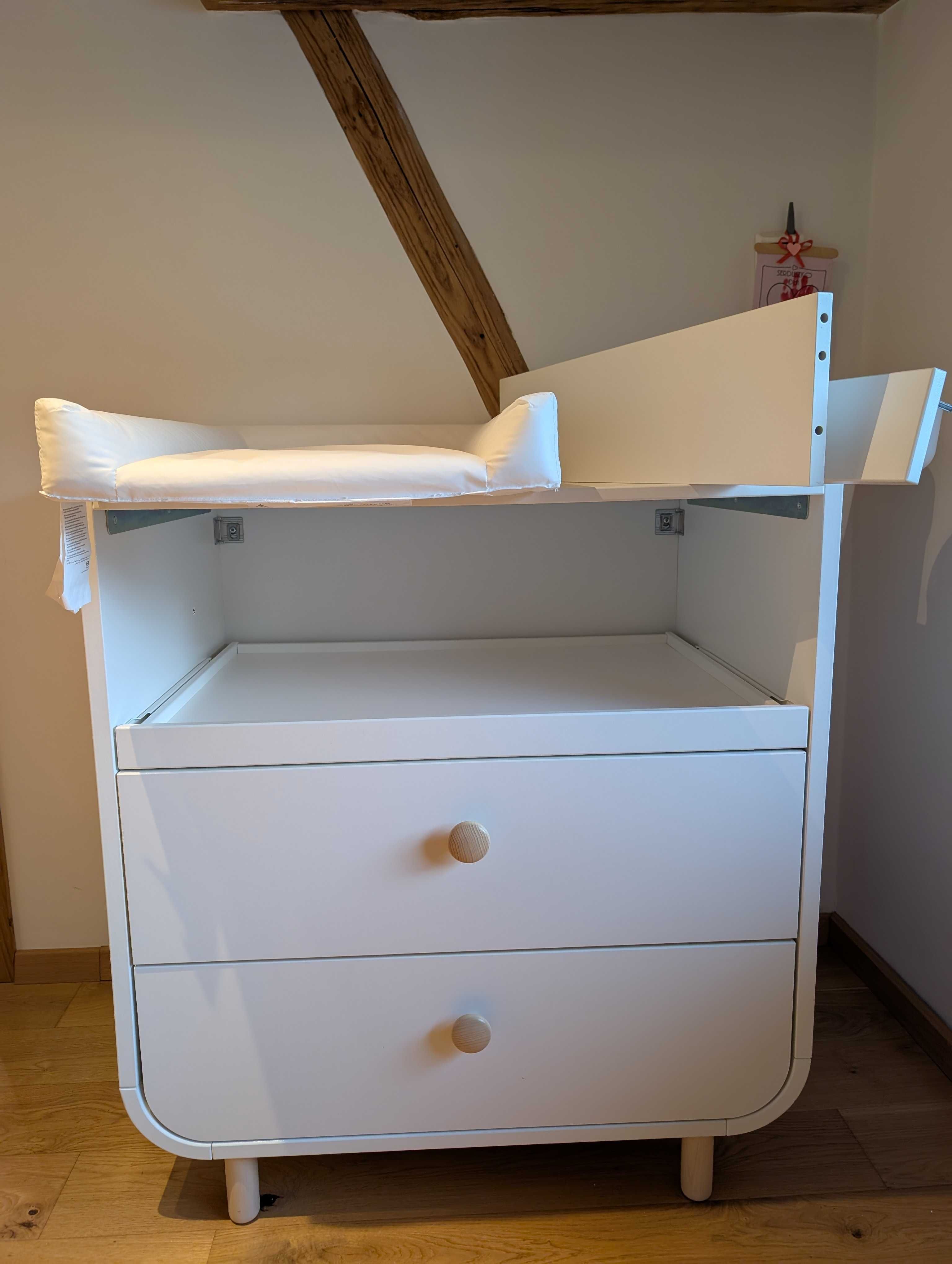 Sprzedam białe łóżeczko IKEA Myllra + przewijak – po jednym dziecku