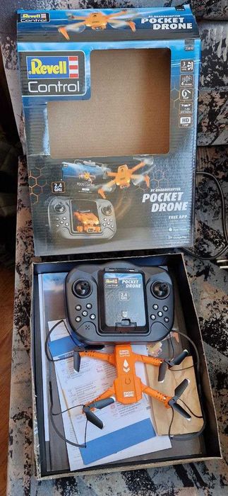 Квадрокоптер дитячий розважальний дрон Revell Control Pocket Drone