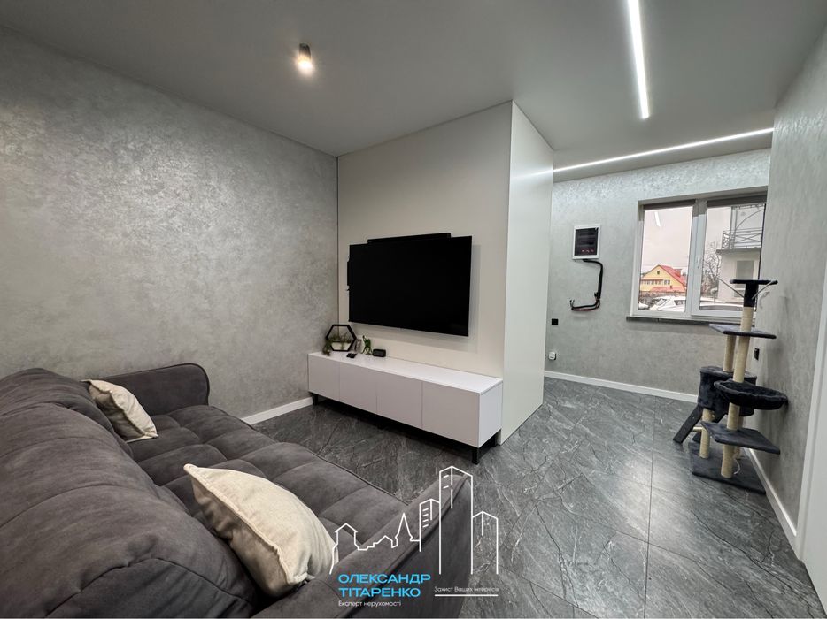 Сучасний котедж з ремонтом на МІКРОРАЙОНІ