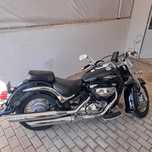 Moto Suzuki Intruder C800
