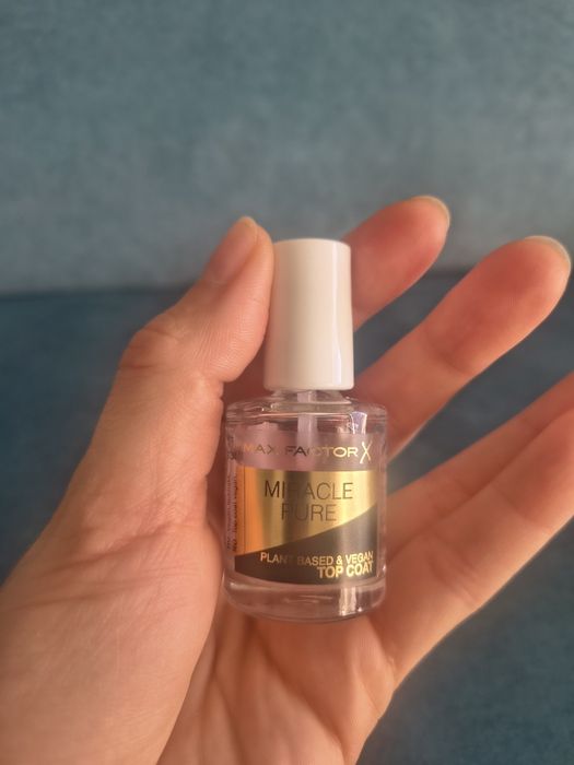 Max Factor Miracle Pure szybkoschnący top coat