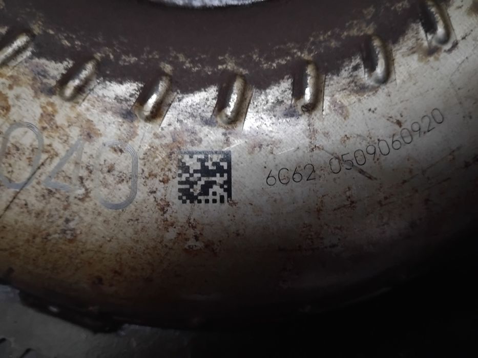 Субару форестер 2л.обьем. сцепление.