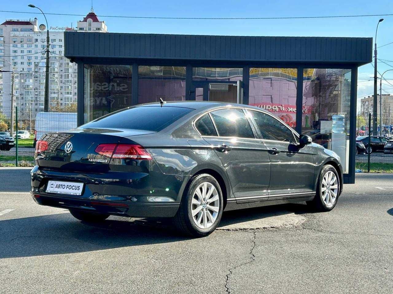 Volkswagen Passat 2015 року  Можлива розстрочка/обмін