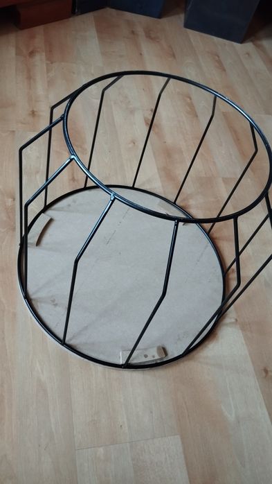 Stolik kawowy ,druciany