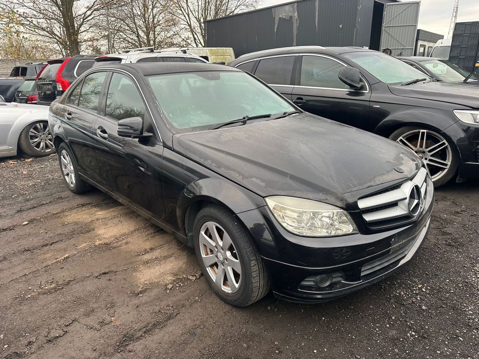 Mercedes C200 646 silnik 2.2 CDI 2009r,Anglik z kluczykami