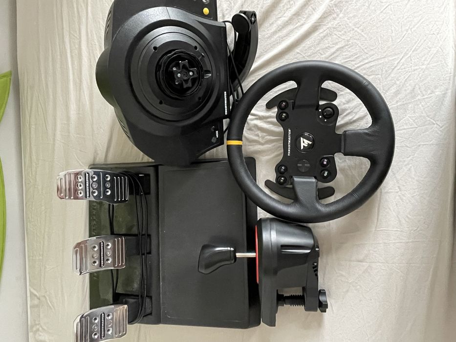Kierownica thrustmaster tx