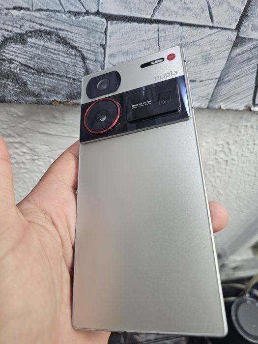 Zte Nubia Z60 ultra..256/12gb