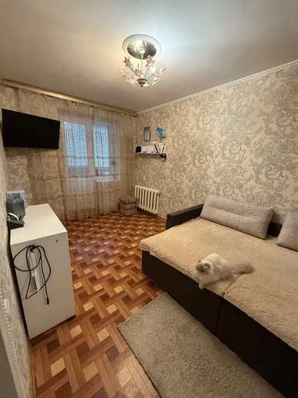 Продам двухкомнатную квартиру в Корабельном районе (р-н 48 школы)