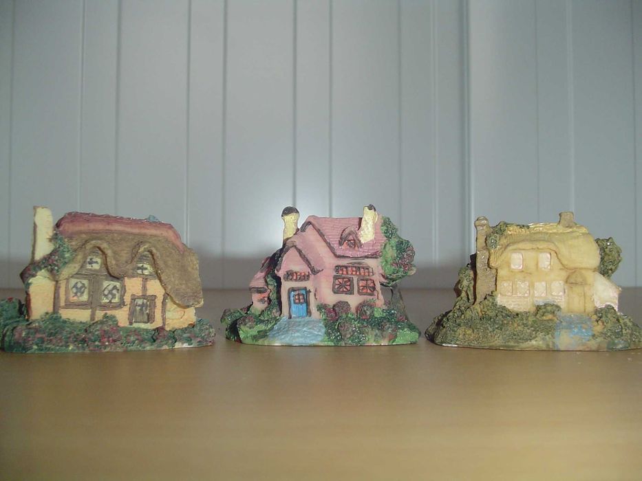 Casas miniatura em resina