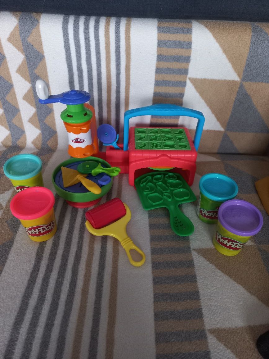 Play-Doh pizzeria