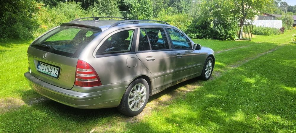 Mercedes W203 2,2l cdi 2005r kombi