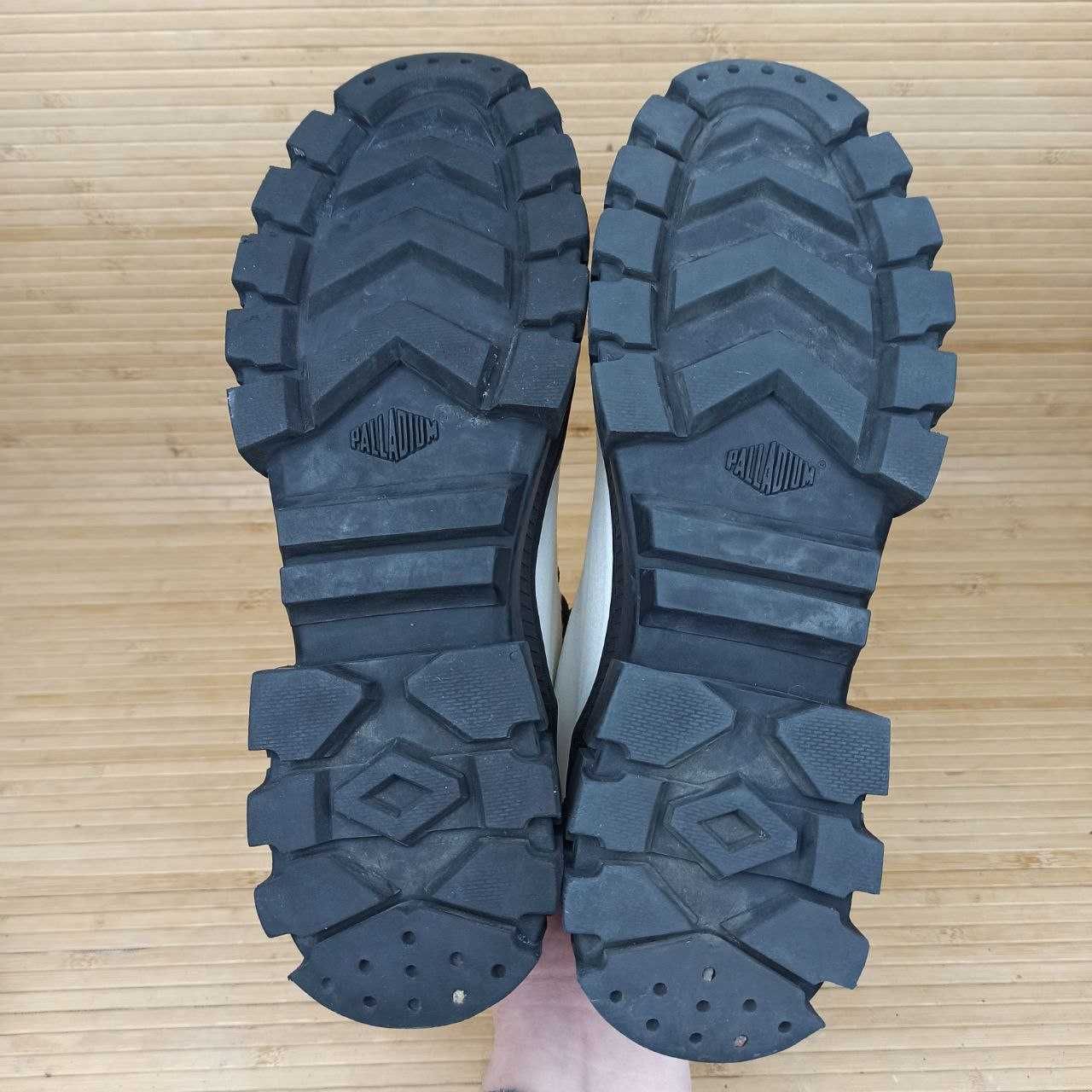 Черевики, кеди Palladium Revolt Hi Tx Розмір 40 (25,5 см.)