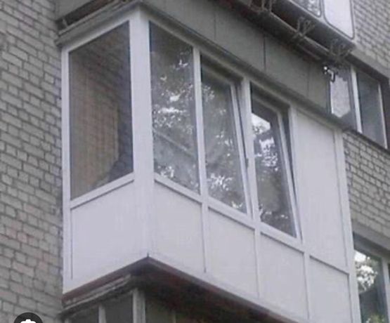 Продам балконы пластиковые Б/у