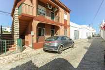 Apartamento T3 de rés do chão em Santa Luzia com Páteo de 85 m2 - Tavi