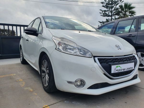 Peugeot 208 1.4 HDi Access Salvado