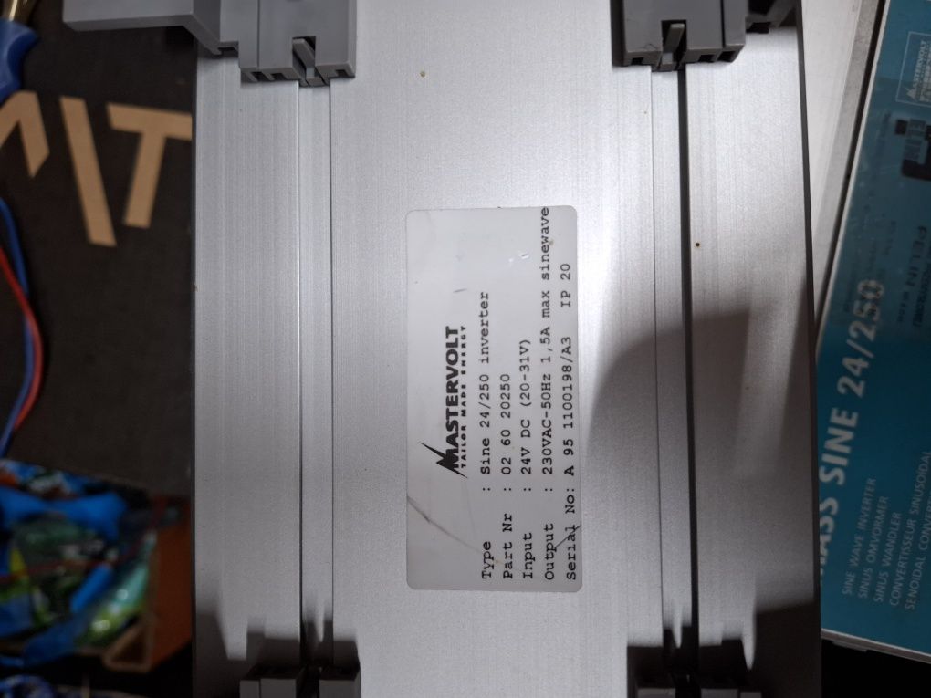 Sprzedam przetwornicę 24/250V