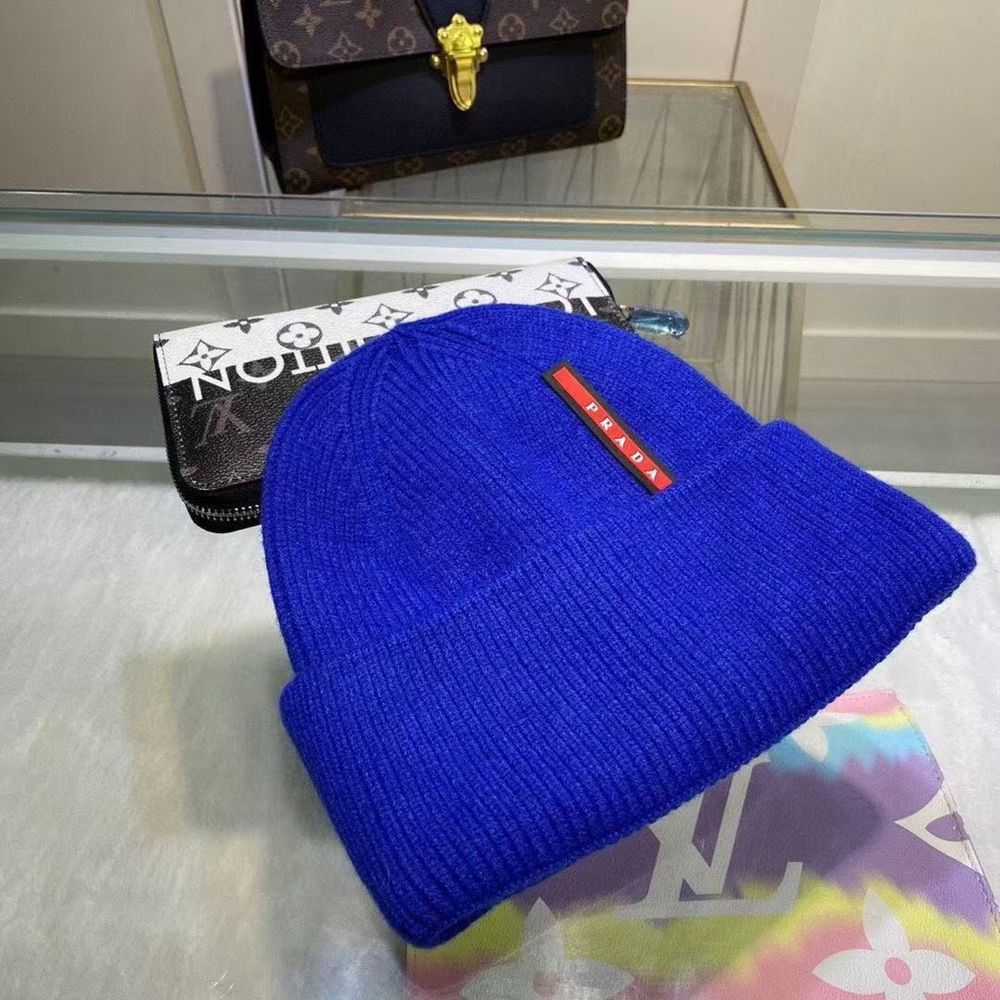 Шапка Prada Hat