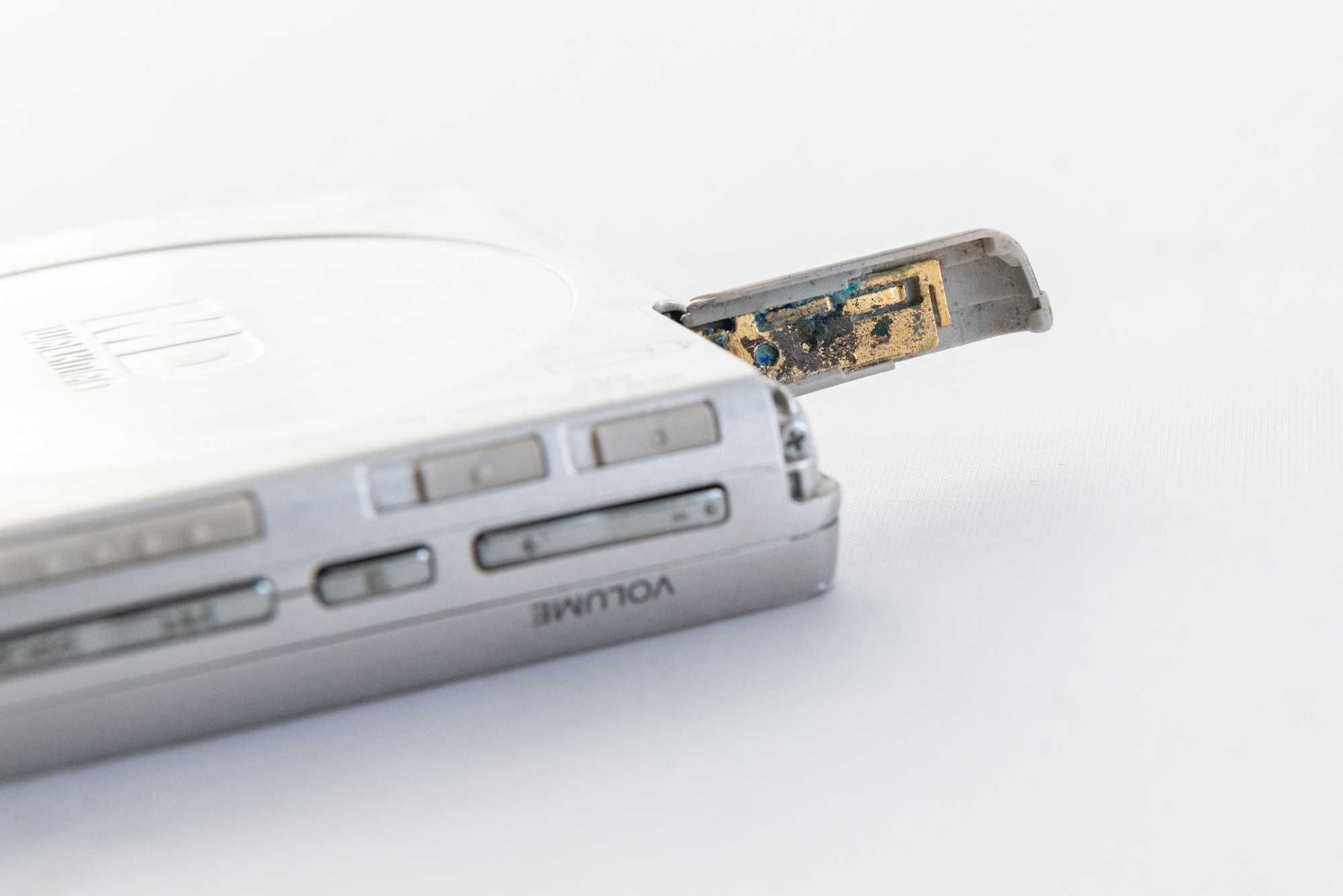 Przenośny odtwarzacz minidisc SONY MZ-E55